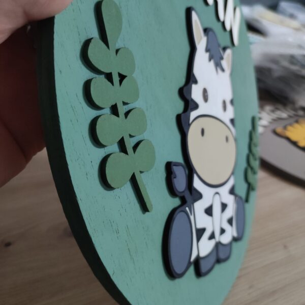 Placa infantil personalizada en madera - CEBRA