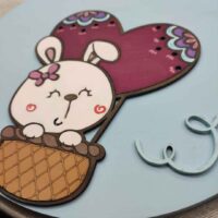 moixinas-CONEJITA-GLOBO-1 Placa infantil personalizada en madera - CONEJA GLOBO